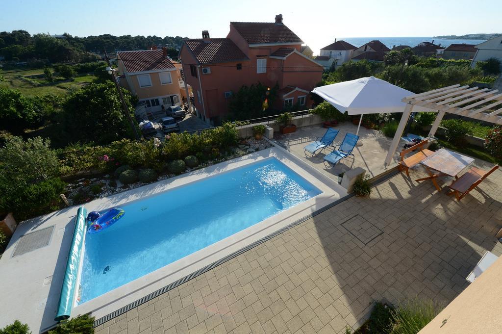 Apartment Mara Petrcane Pokoj fotografie